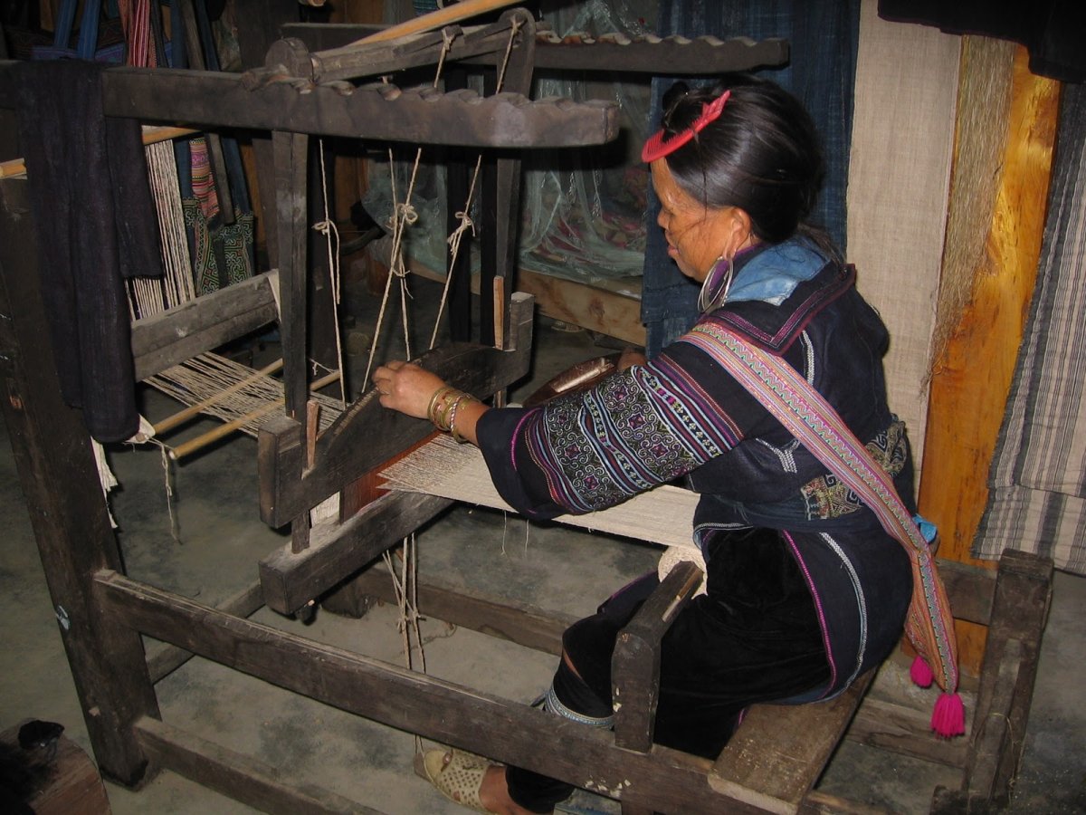 Старинное Ткачество