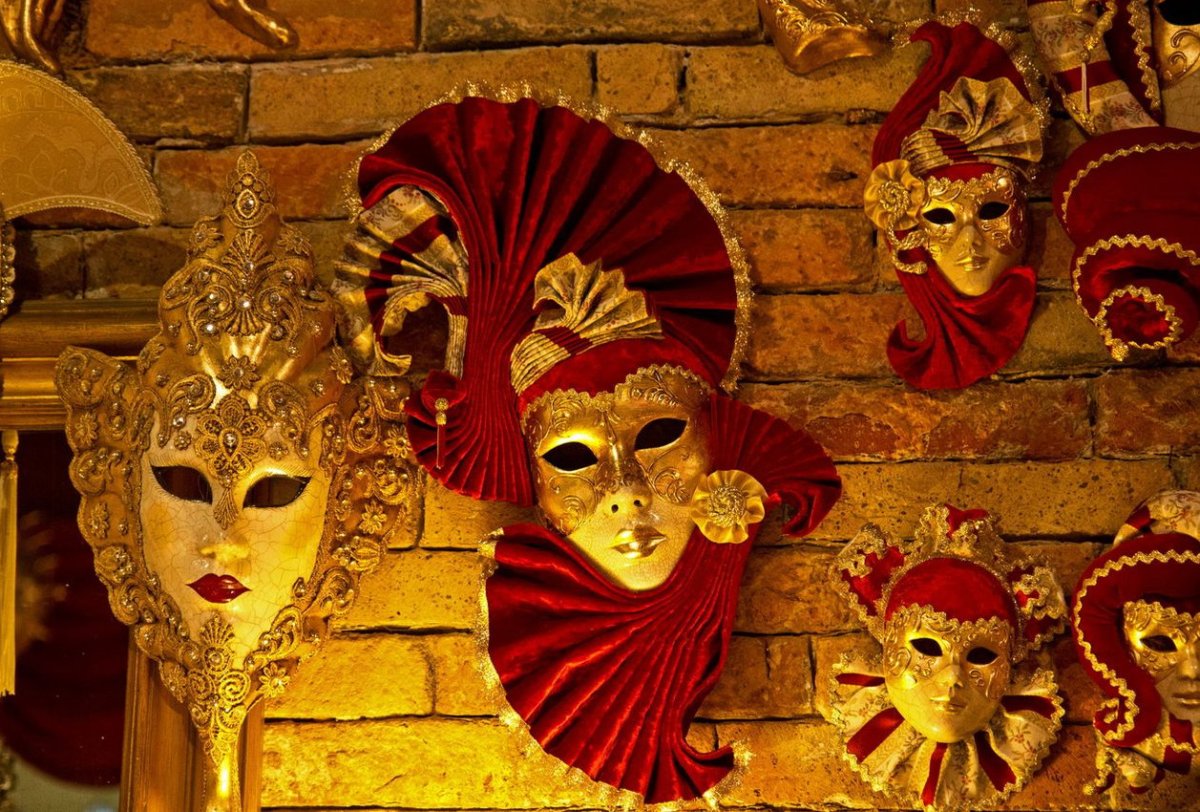 Театральные маски