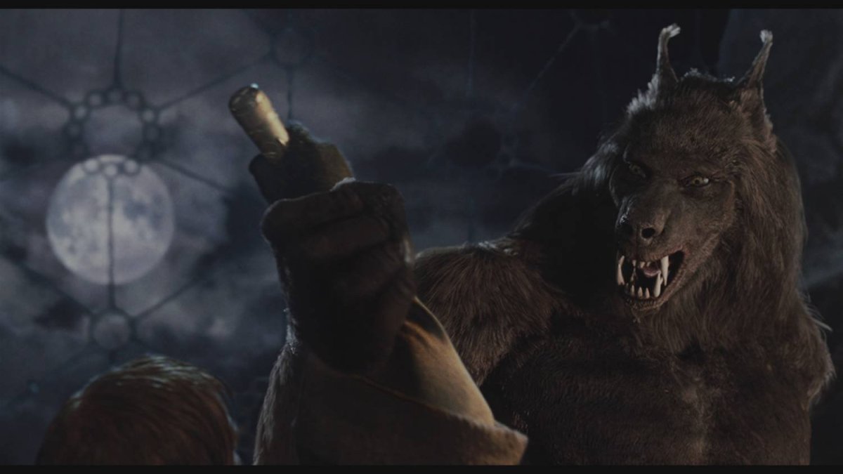 Нина Добрев оборотень 2008