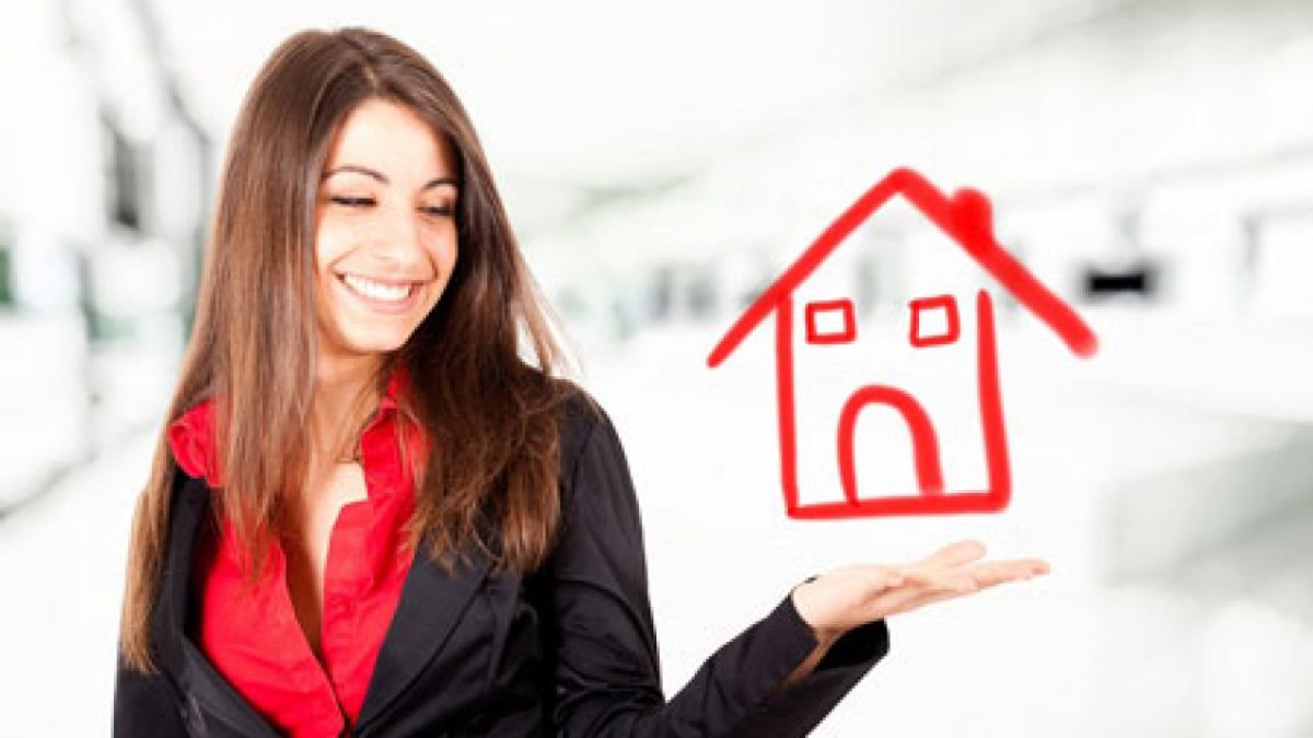 Девушка риэлтор