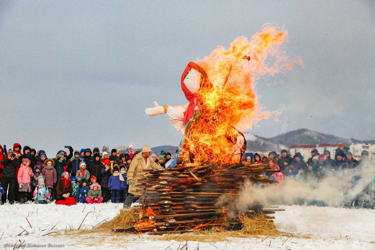 Сжигание Масленицы