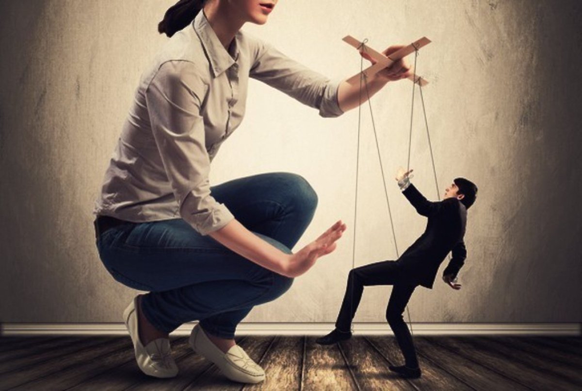 Логотип манипуляции