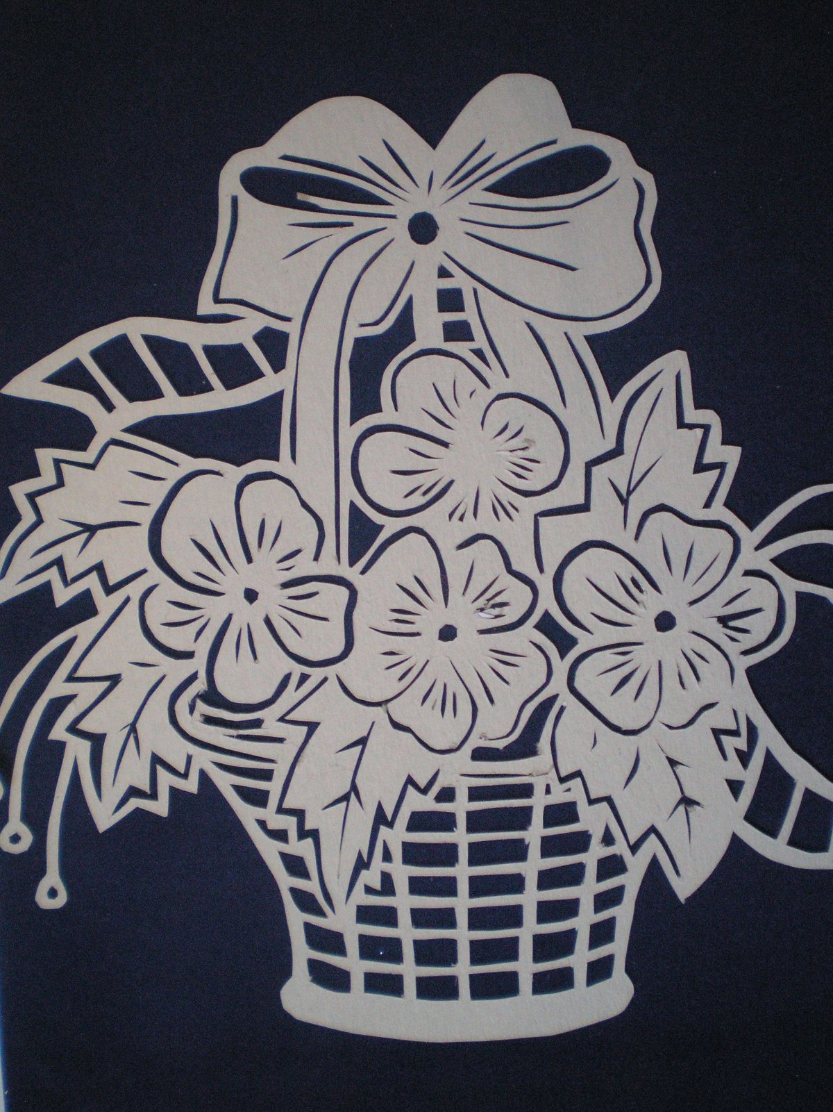 Ажурное вырезание из бумаги цветы