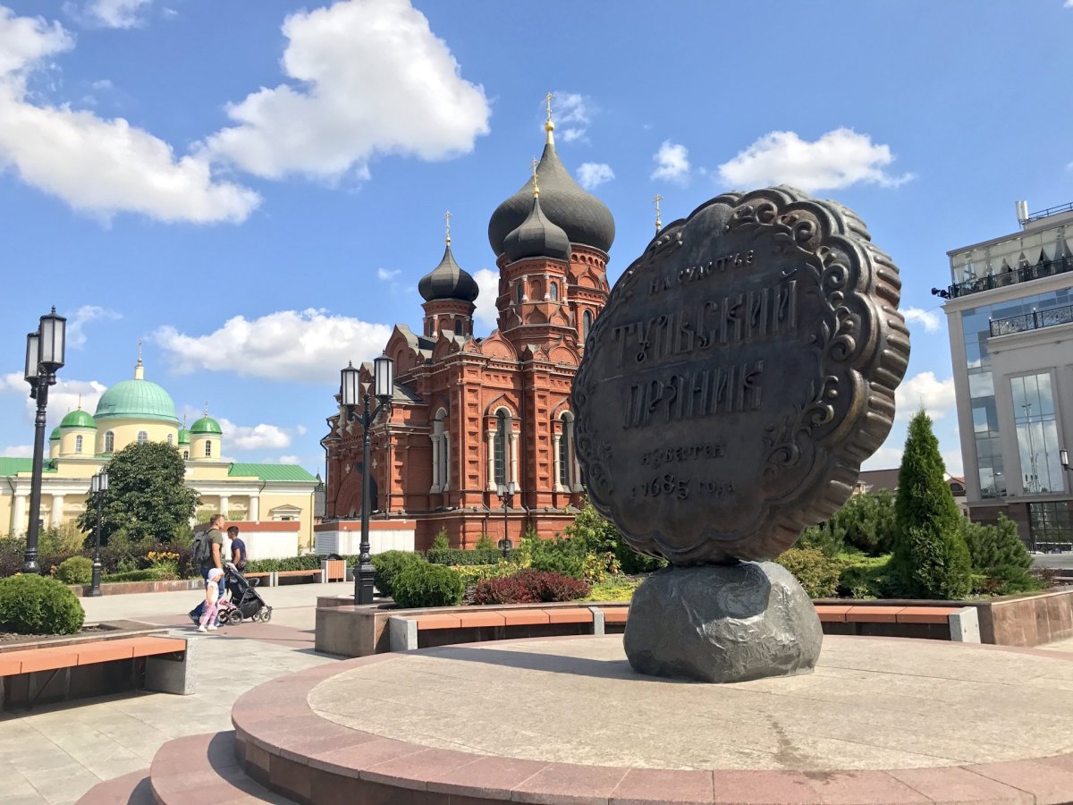 Памятник прянику в Туле