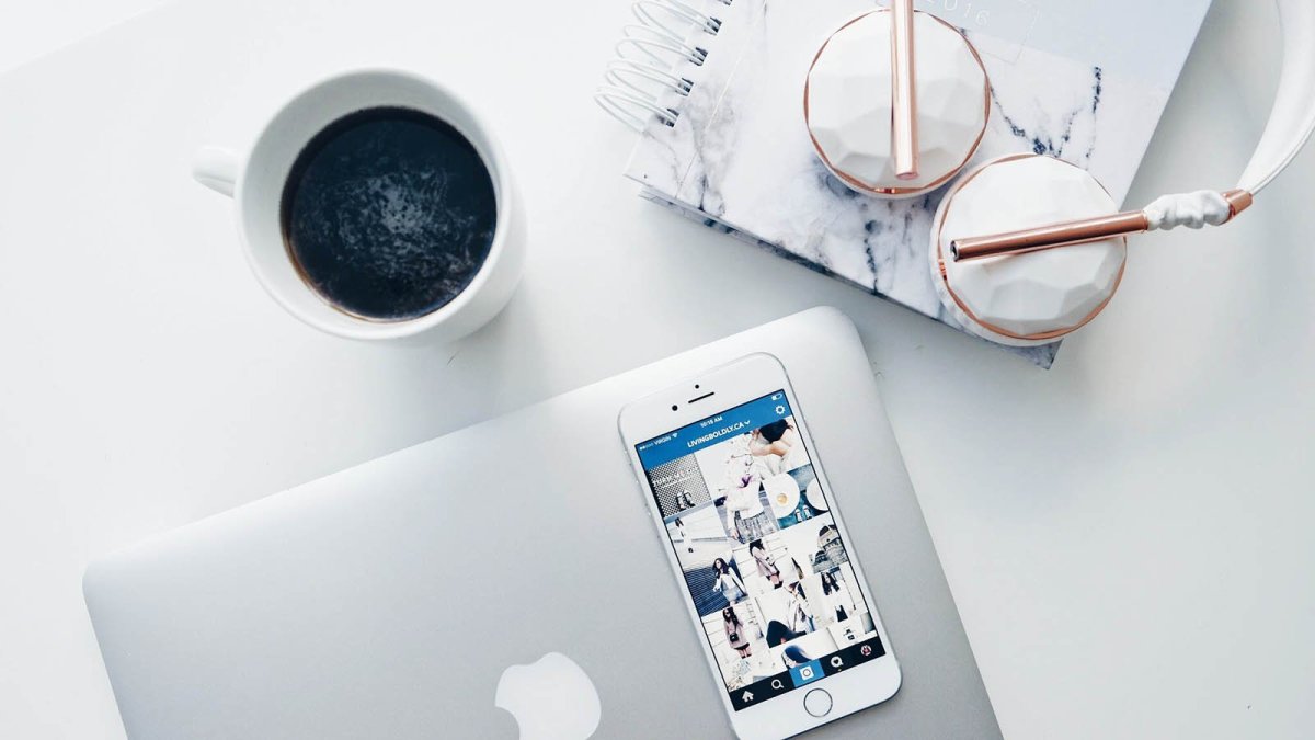 Женский стол сверху