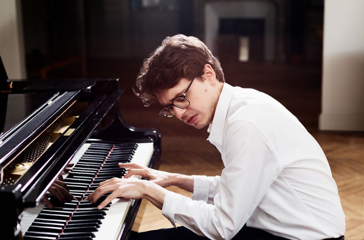 Лукас Дебарг