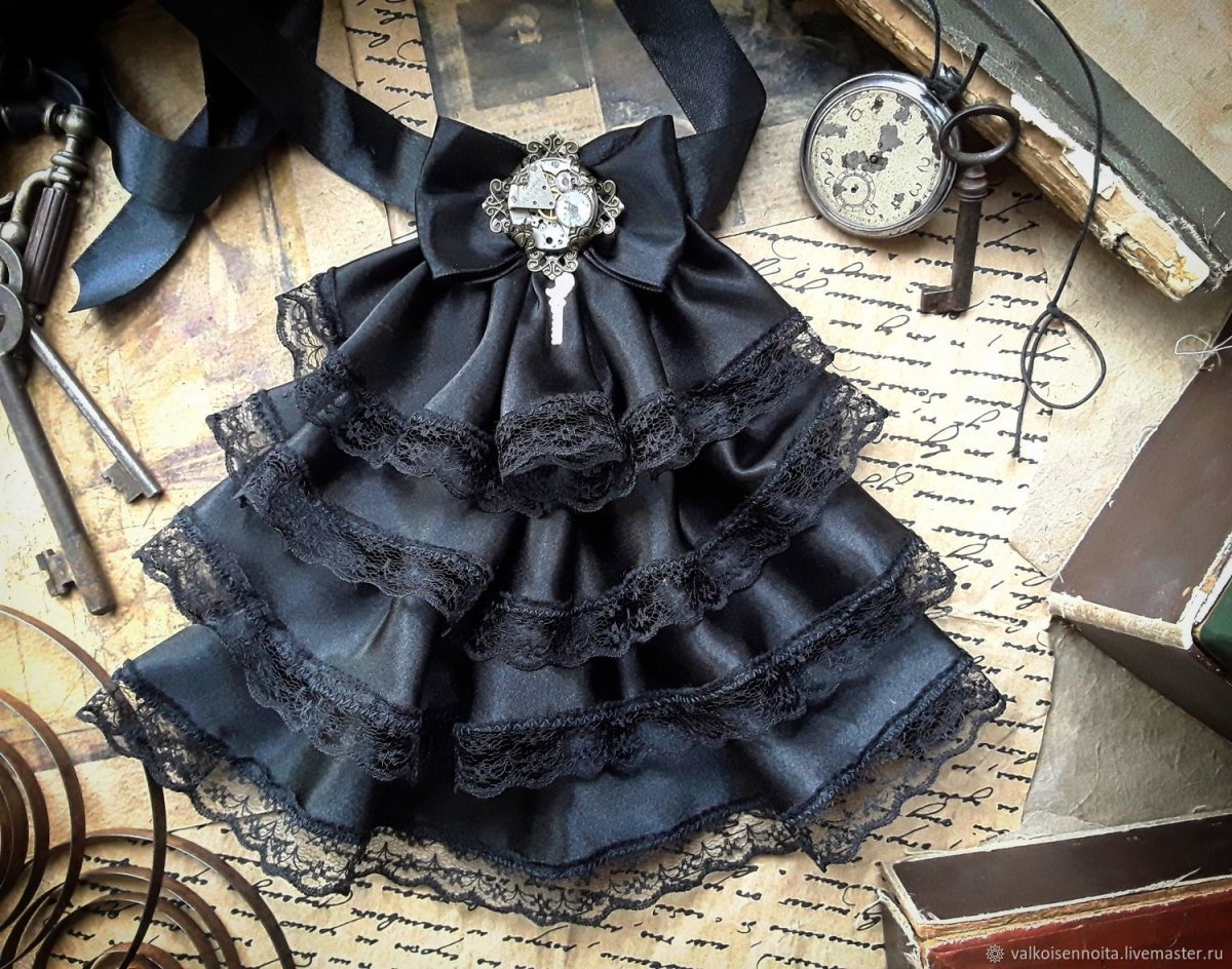 Блузка с рюшами