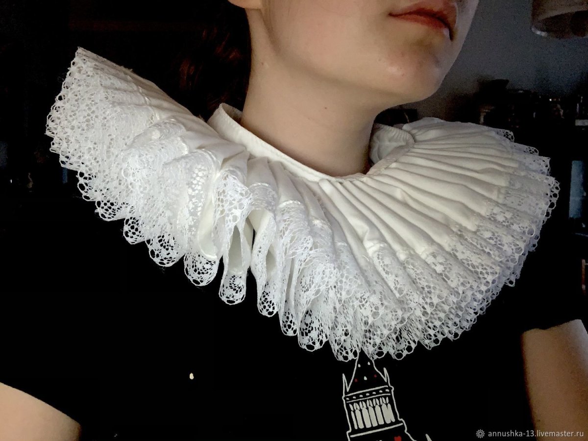 Гофрированный воротник