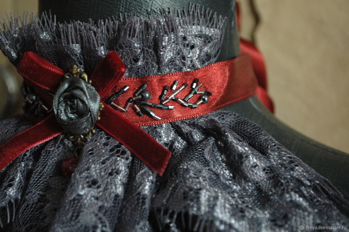 Кружевное жабо