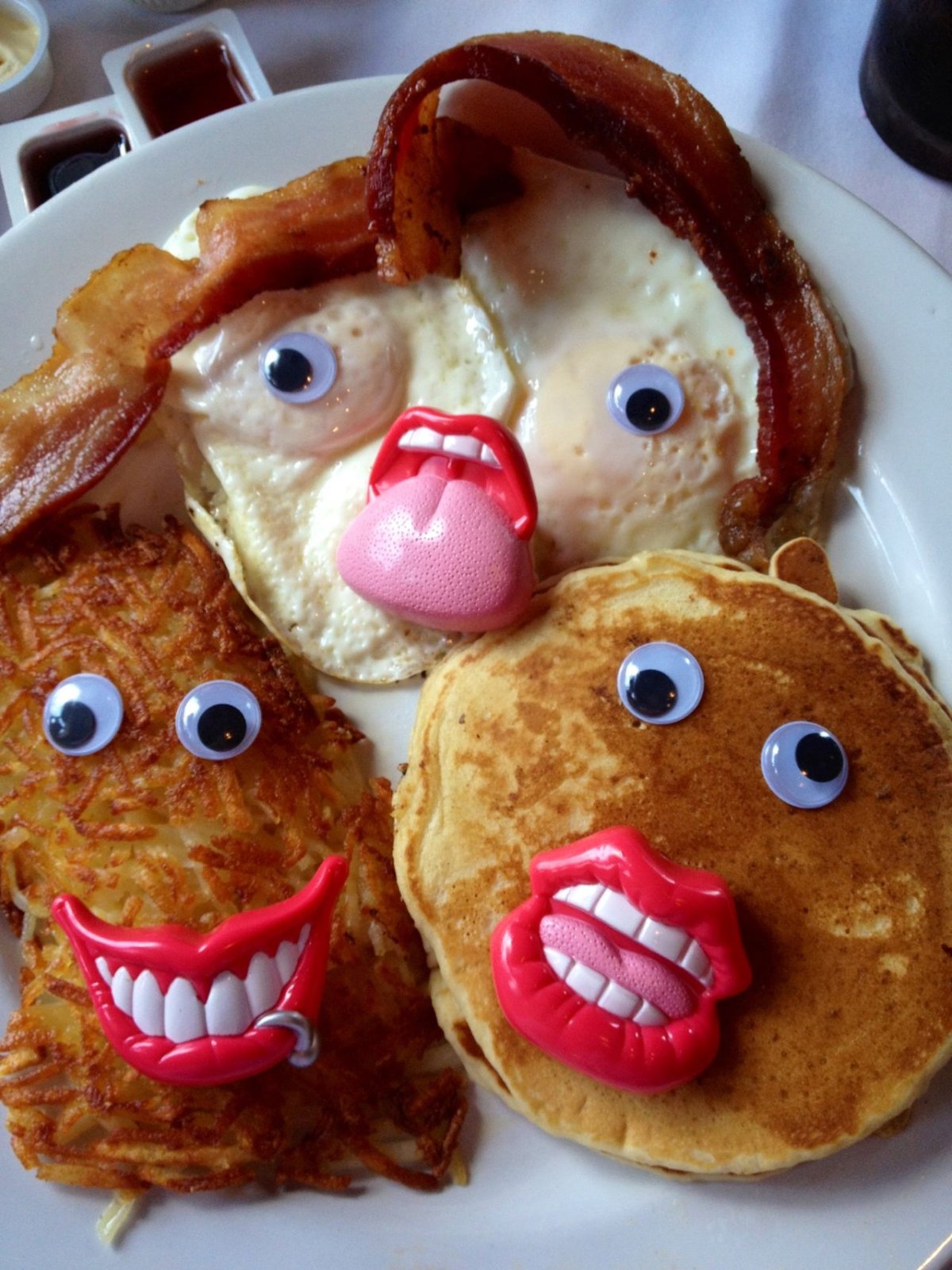 Ксения Змановская еда и котики