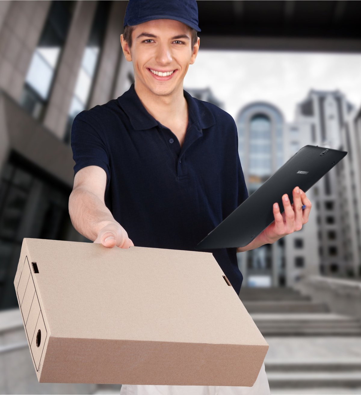 Грузчики комплектовщики белый фон