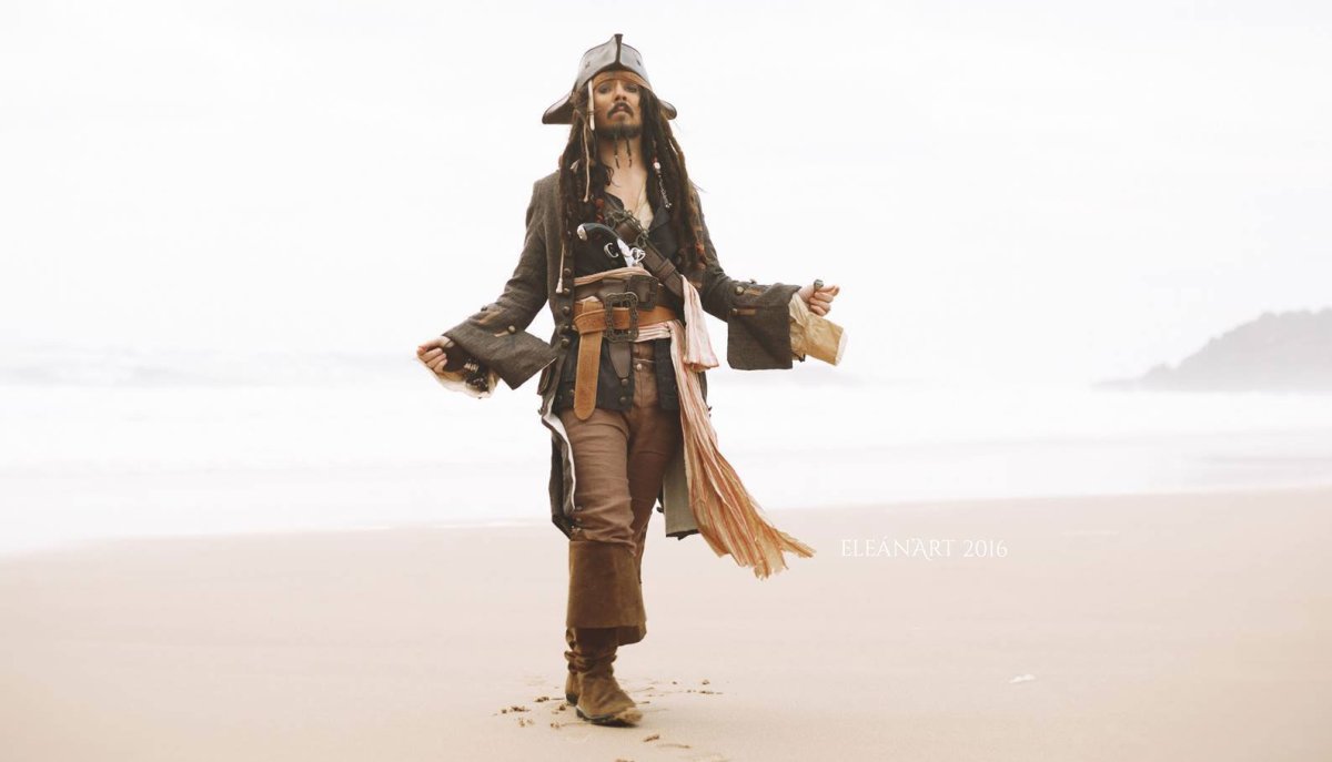 Капитан Джек Воробей походка