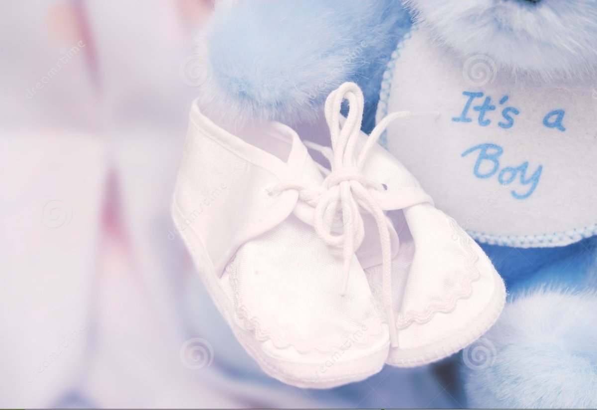 Новорожденная девочка без лица