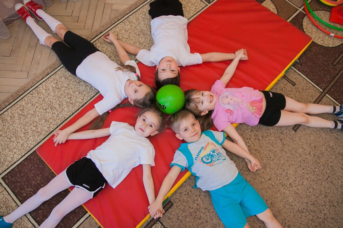 Занятия на свежем воздухе дети