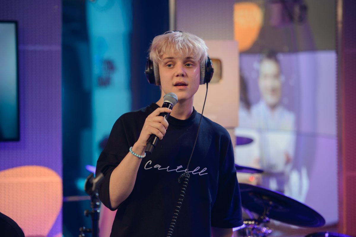 Песня сила притяжения Ваня Дмитриенко