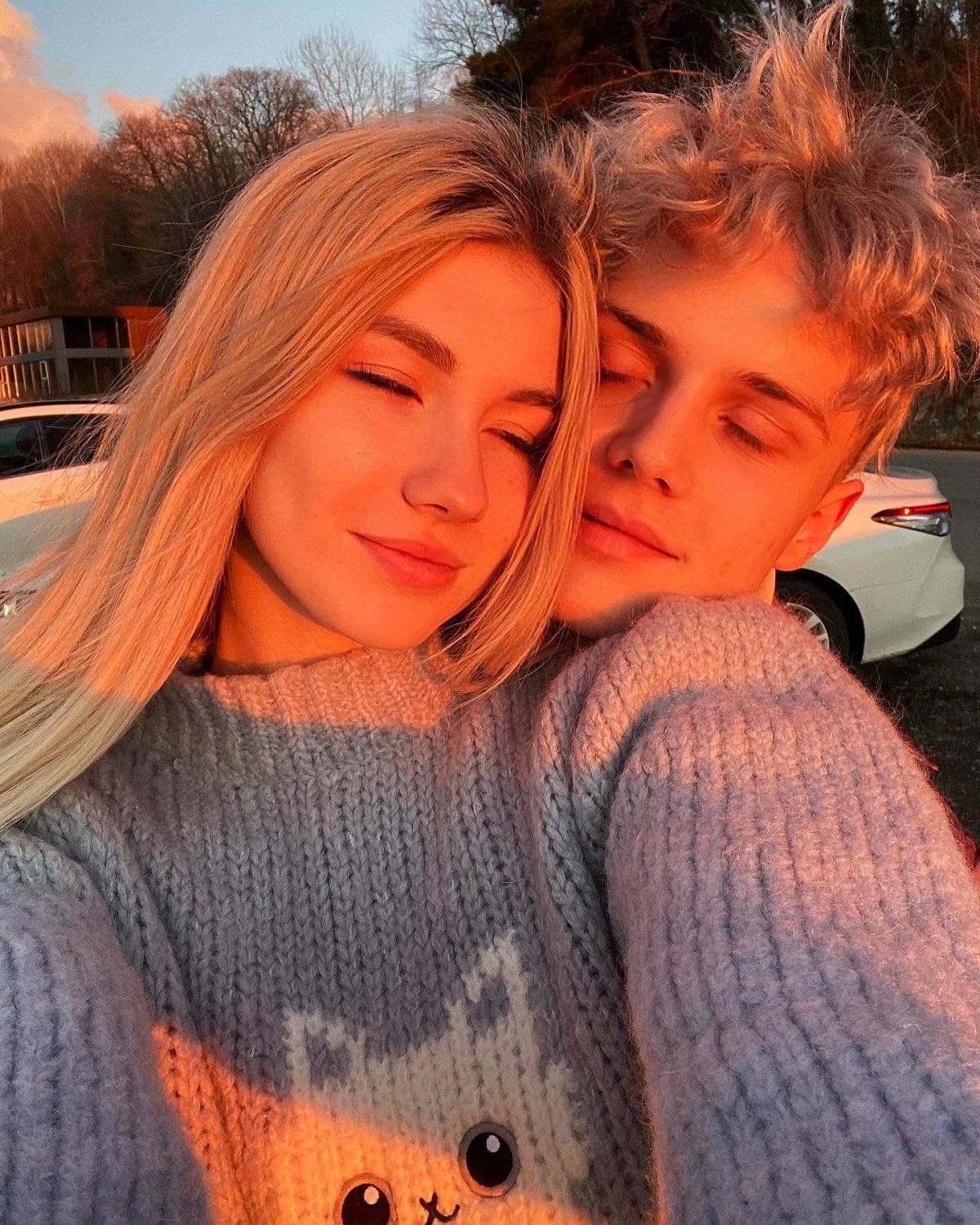 Ваня Дмитриенко и Саша айс