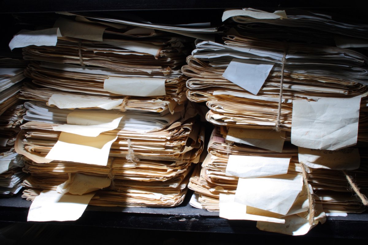 Бумажный архив документов