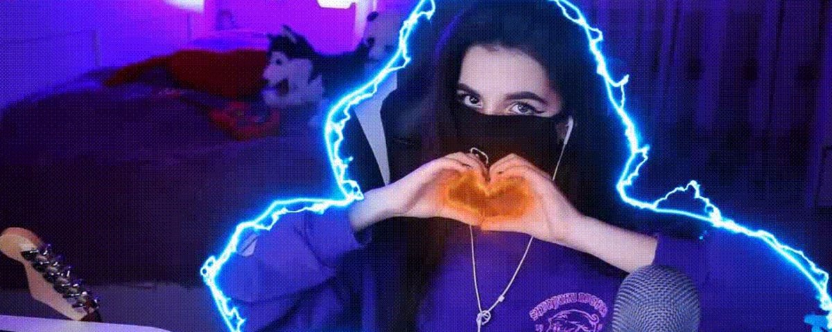 Аня Звижинская