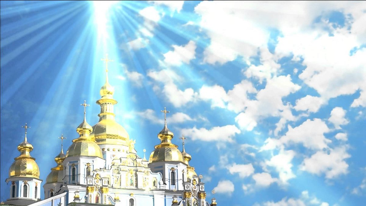 Церковь в облаках