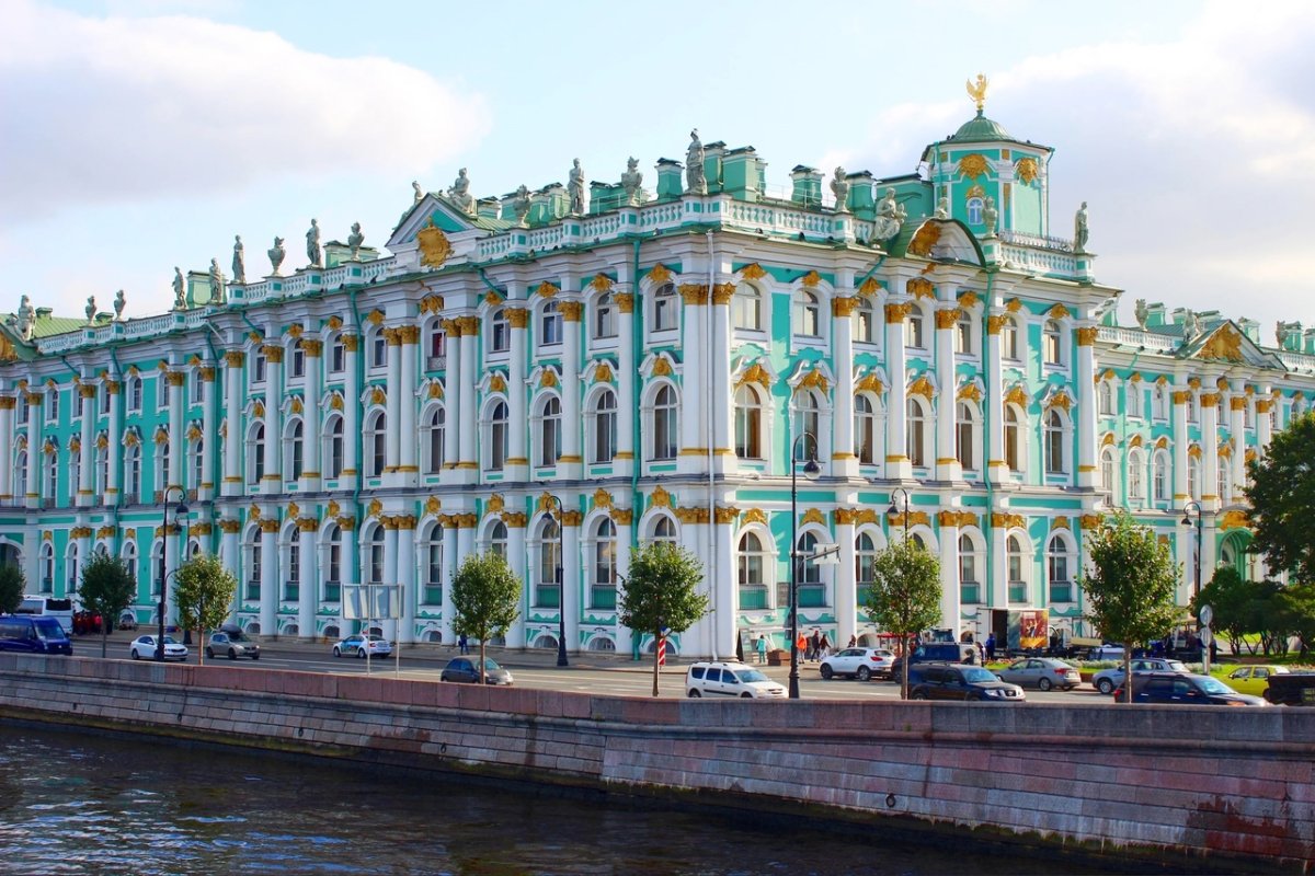 Дети на урок в Эрмитаже