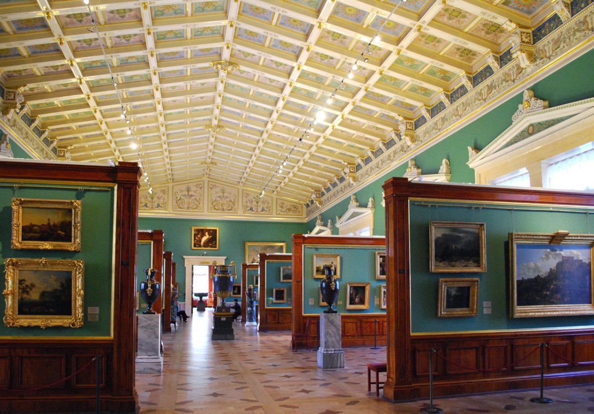 Прогулка по парадным залам музея Эрмитаж Санкт-Петербурга