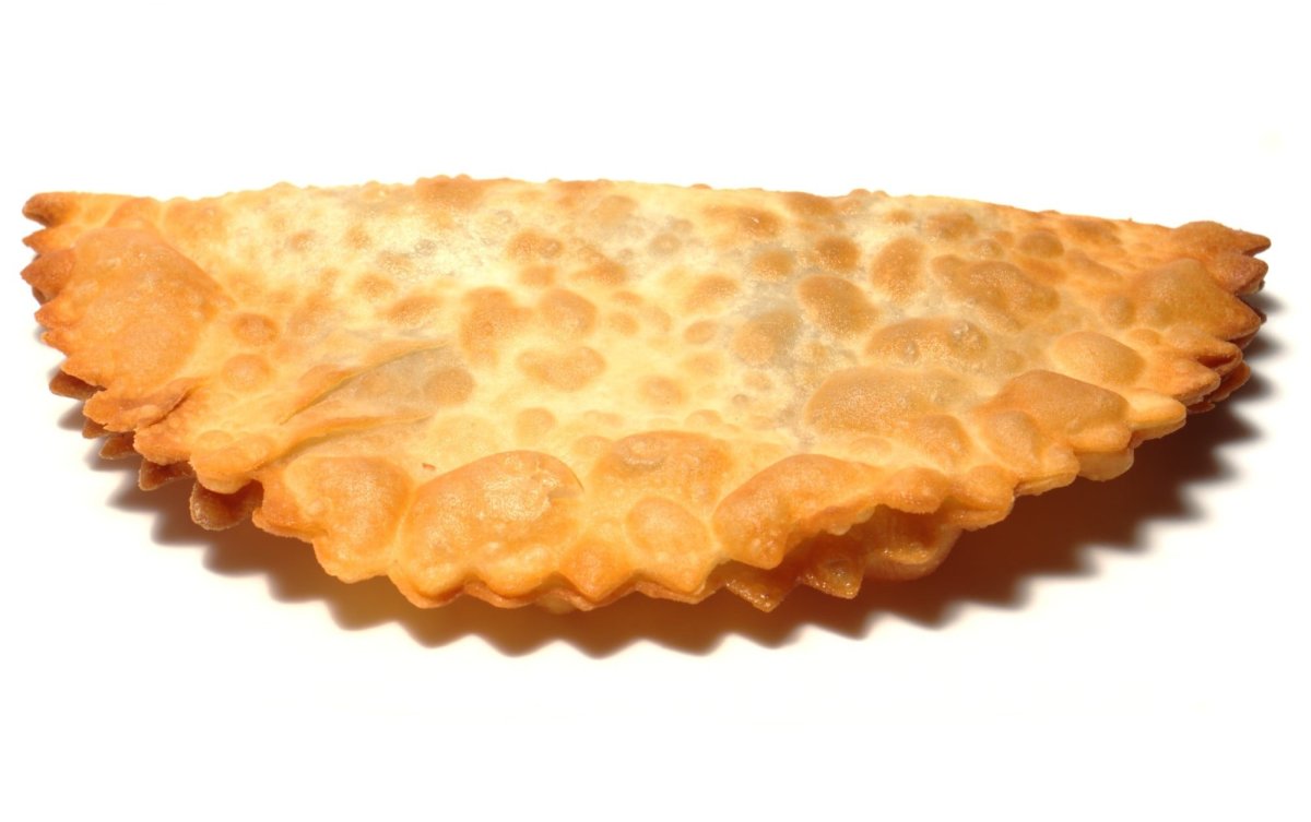 Чебурек на прозрачном фоне