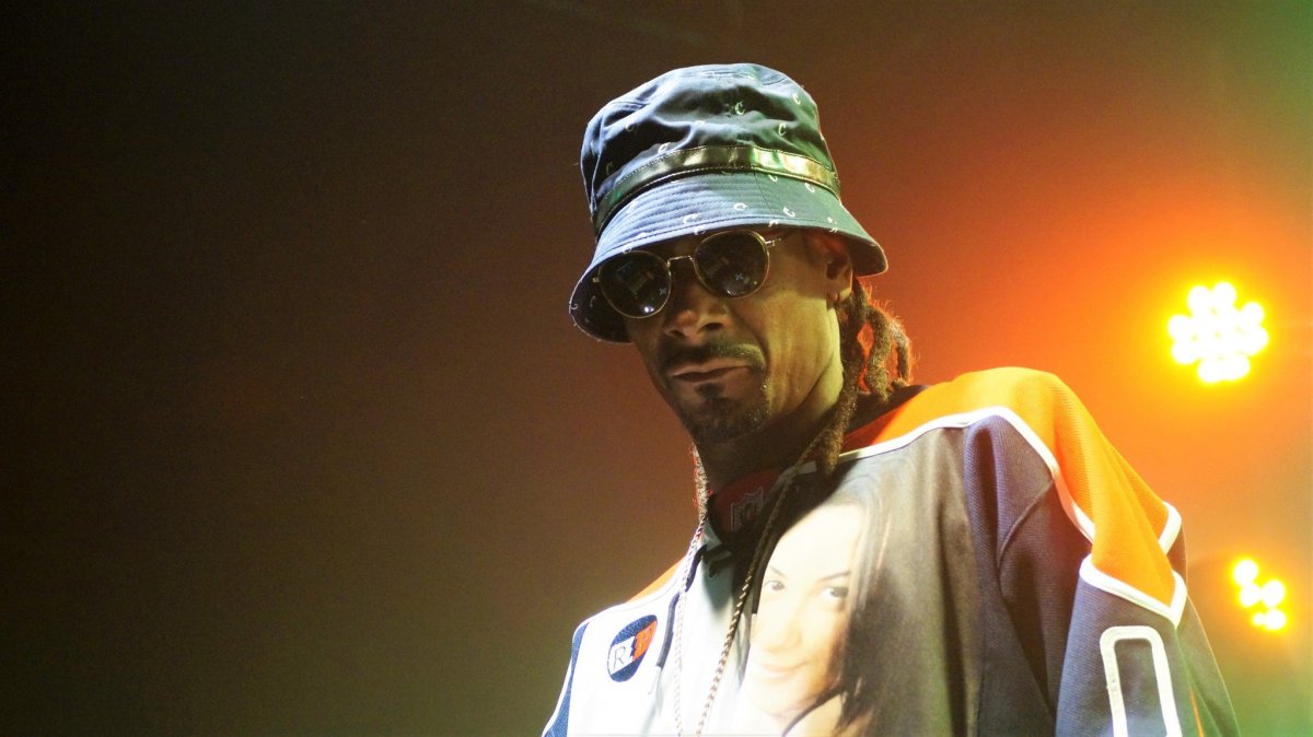 Негр с марихуаной