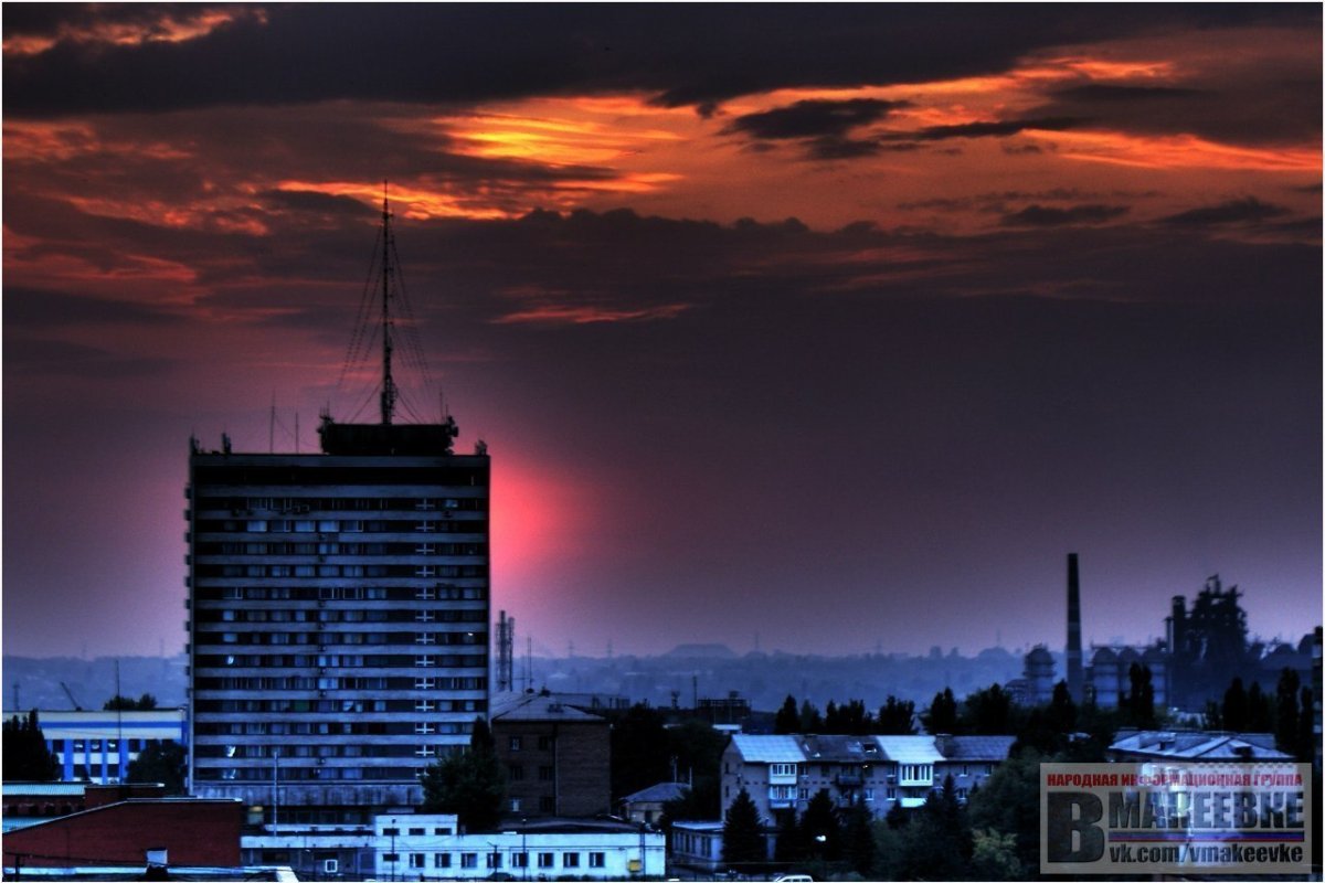 Макеевка вечером