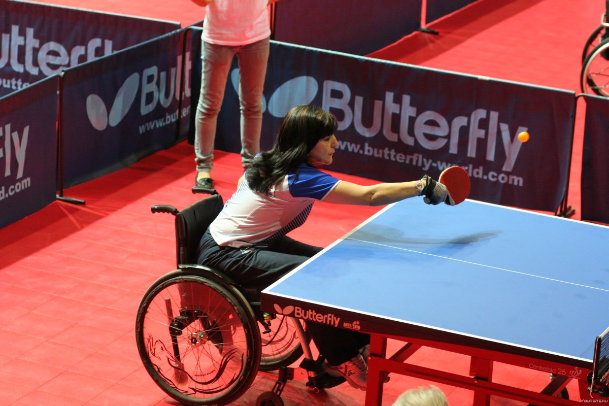 Настольный теннис юноши