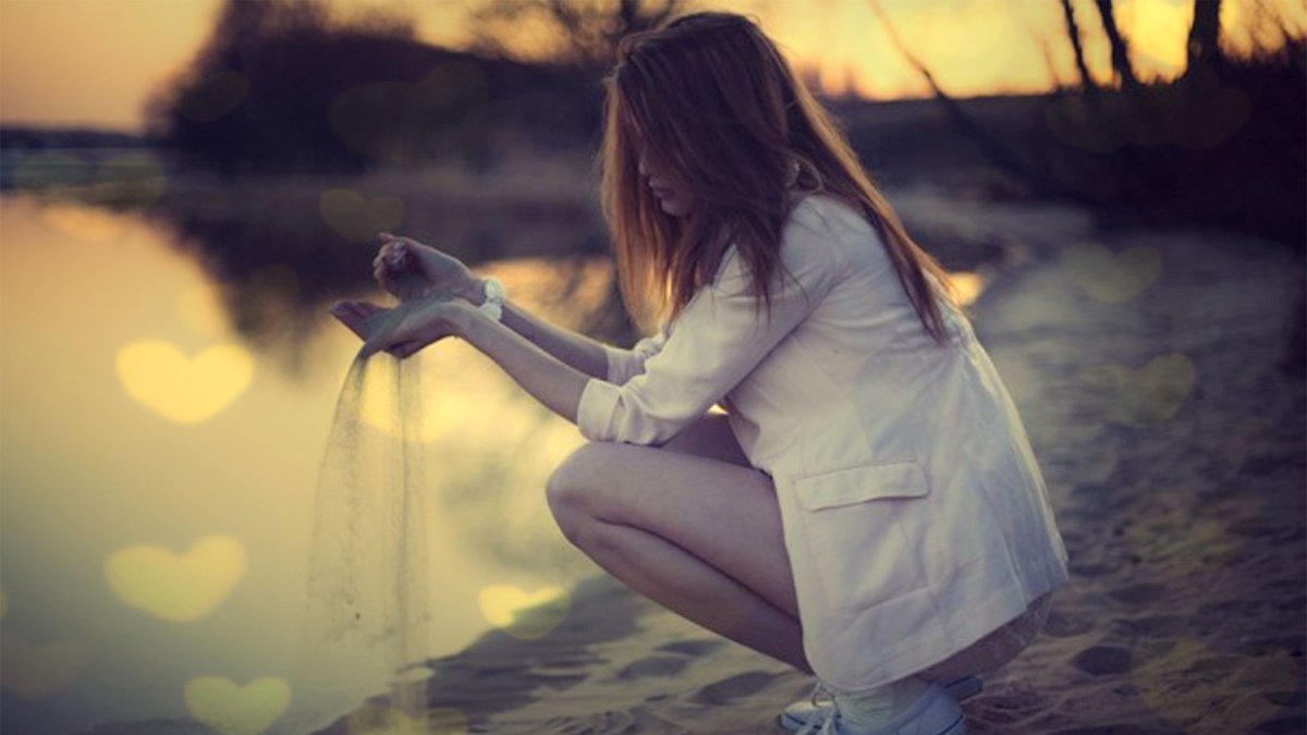 Печальная аватарка для девушки