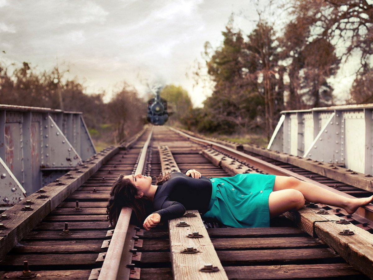 Девушка в поезде