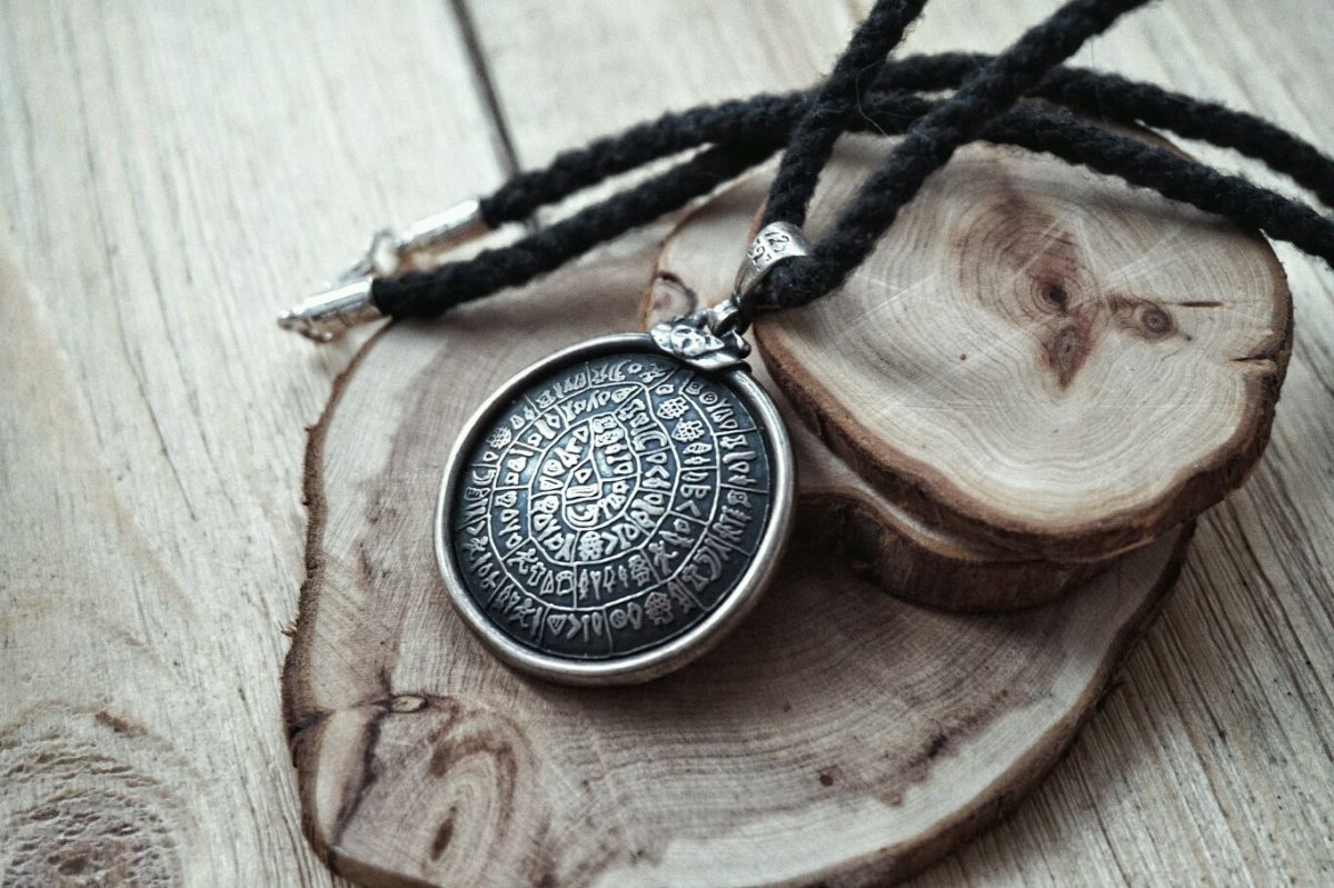 Оригинальные медальоны