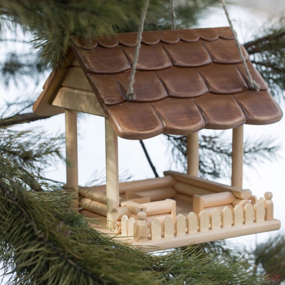 Кормушка для птиц