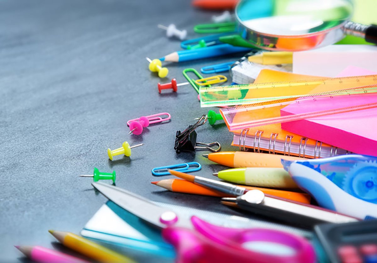 Канцтовары для офиса фон