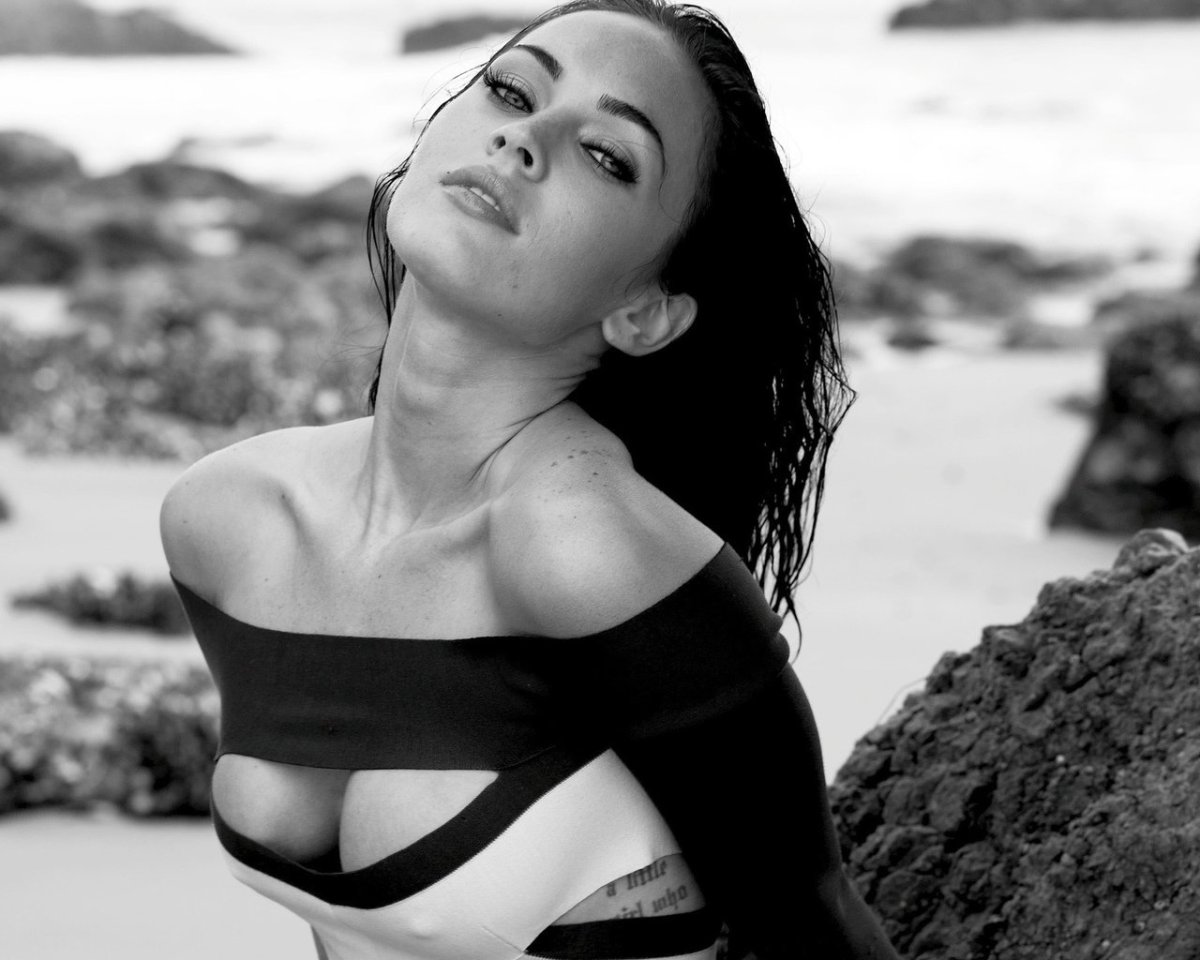 Меган Фокс 2021