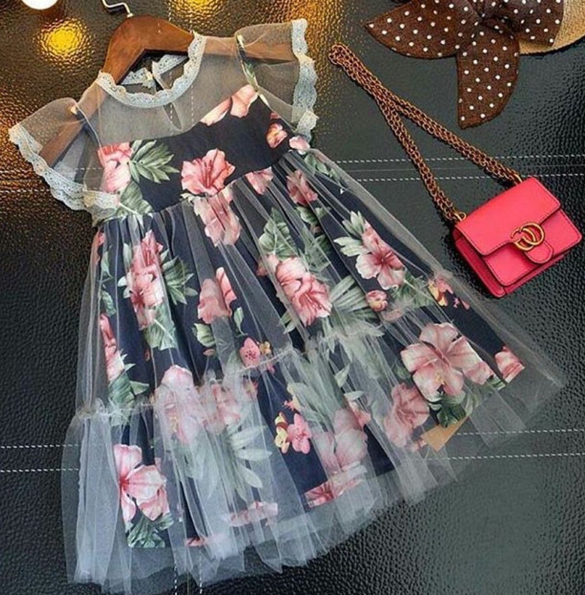 Трикотажное платье с фатином для девочки