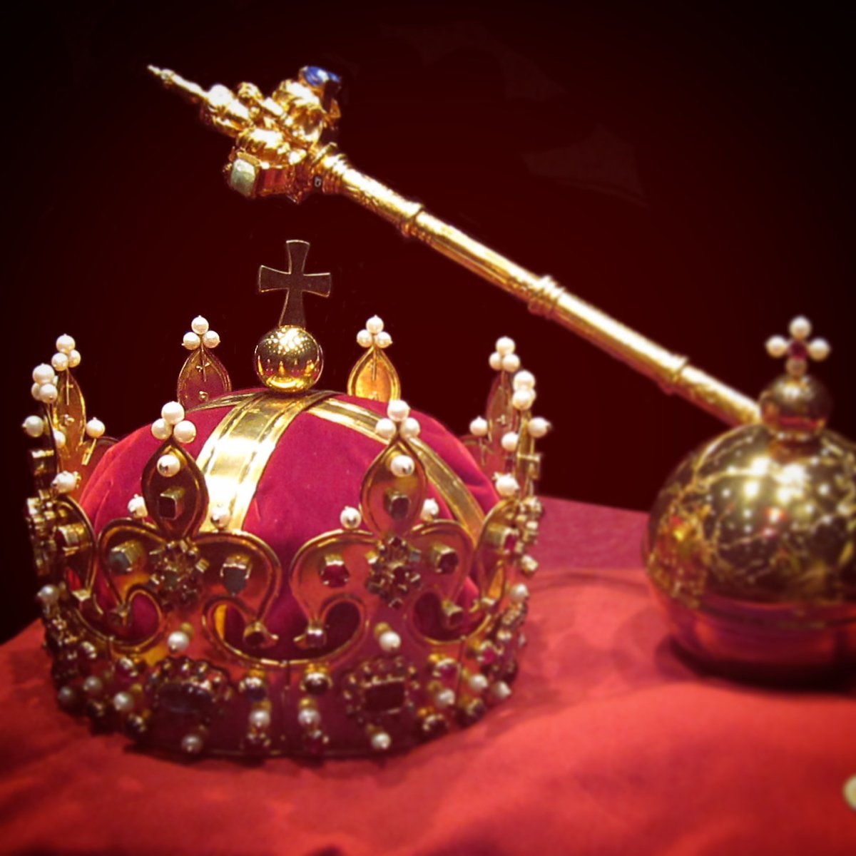 Корона скипетр держава