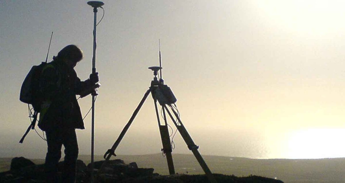 Спутниковые наблюдения в геодезии