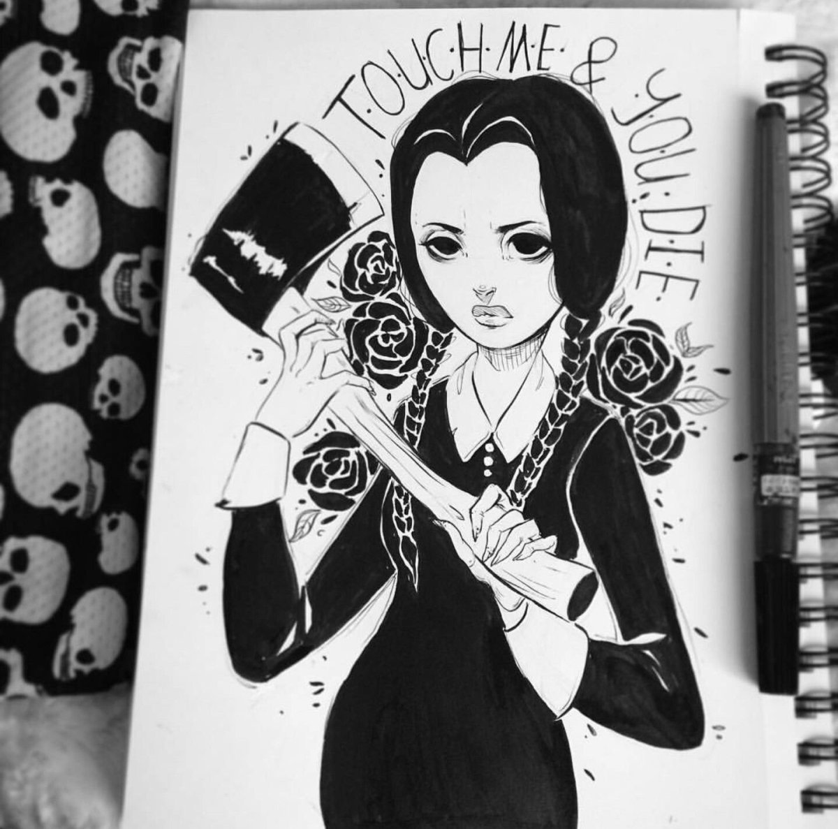 Арт рисунки девушек карандашом