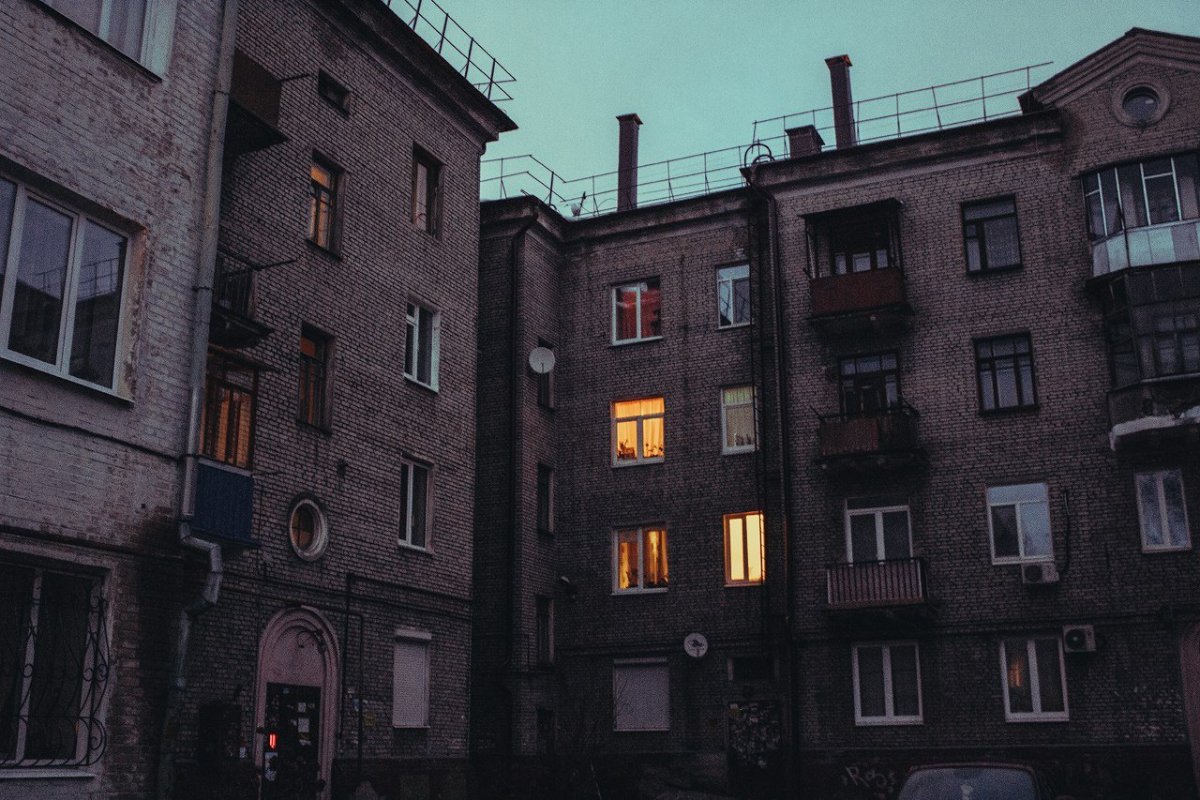 Панельки двор