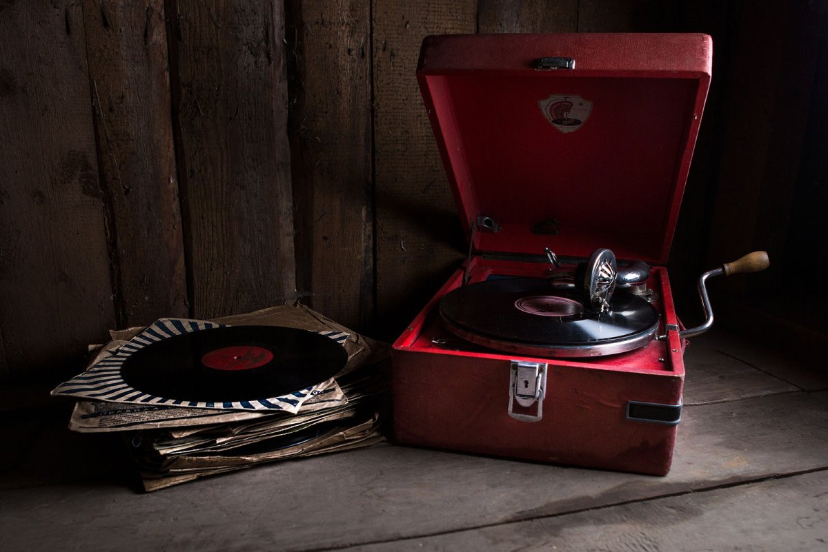 Ноябрь патефон