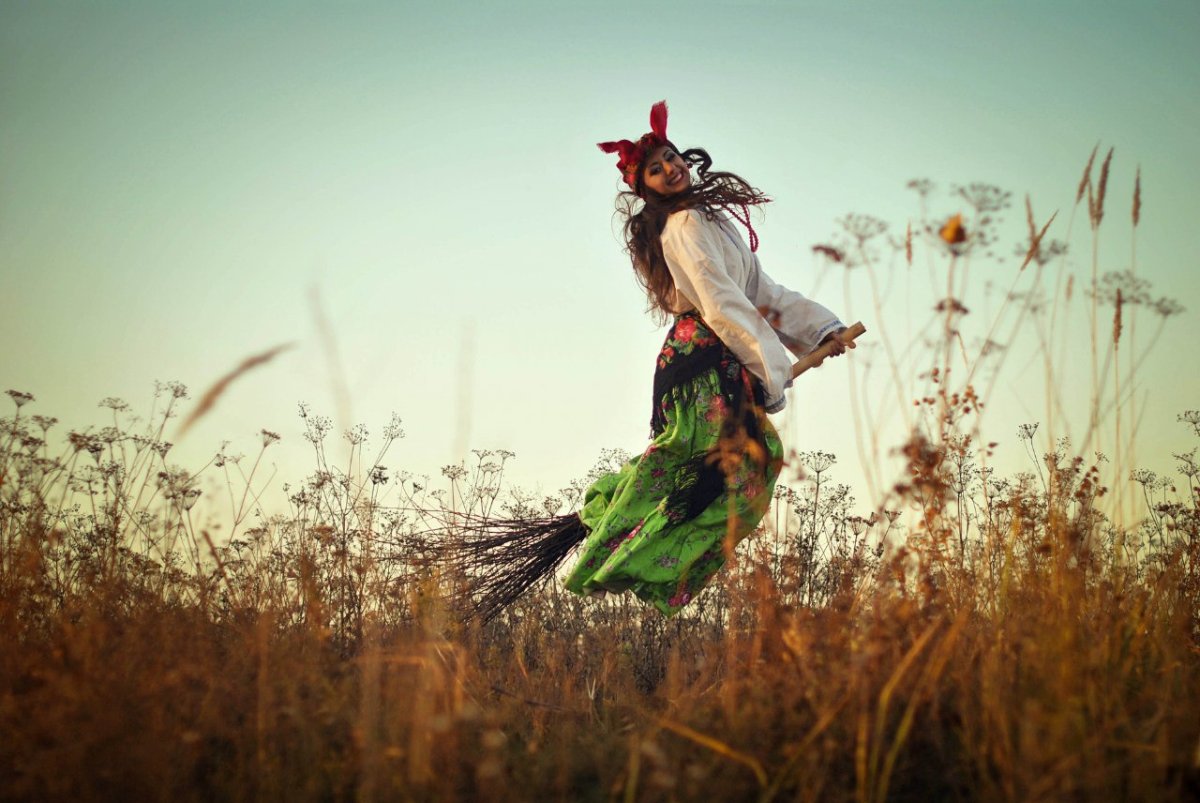 Молодая баба Яга