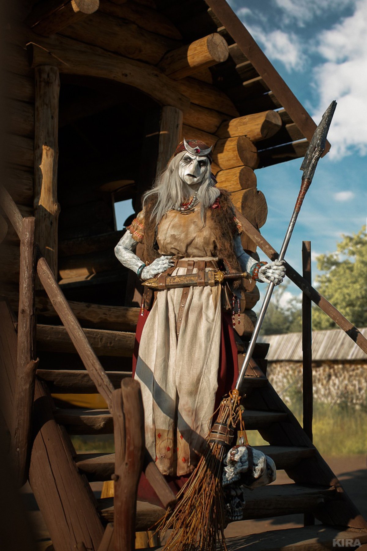 Баба Яга девушка