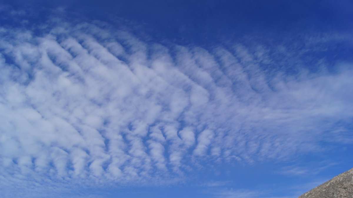 Волны в небе