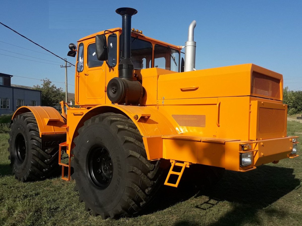 К700 Кировец трактор