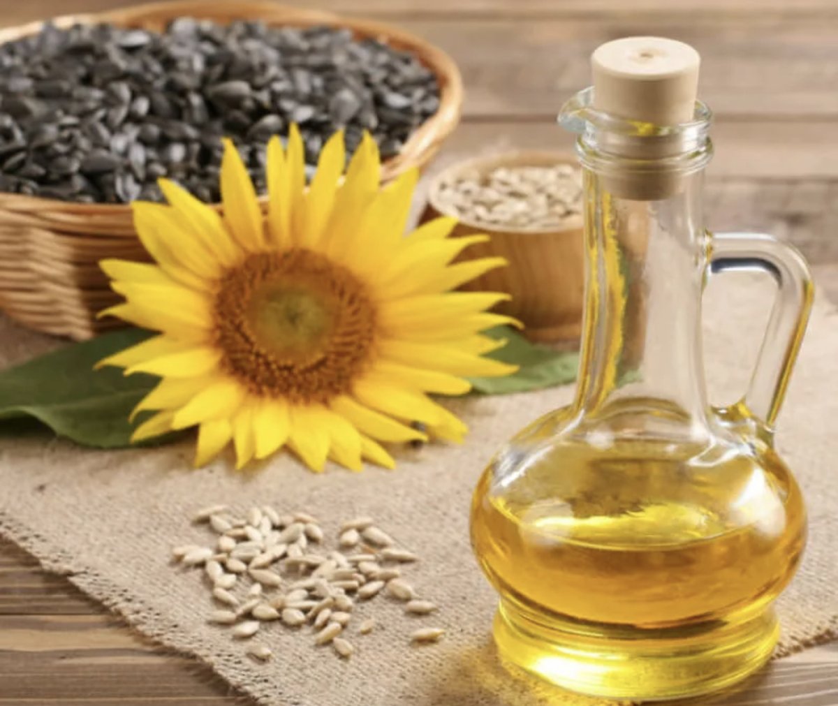 Масло на прозрачном фоне