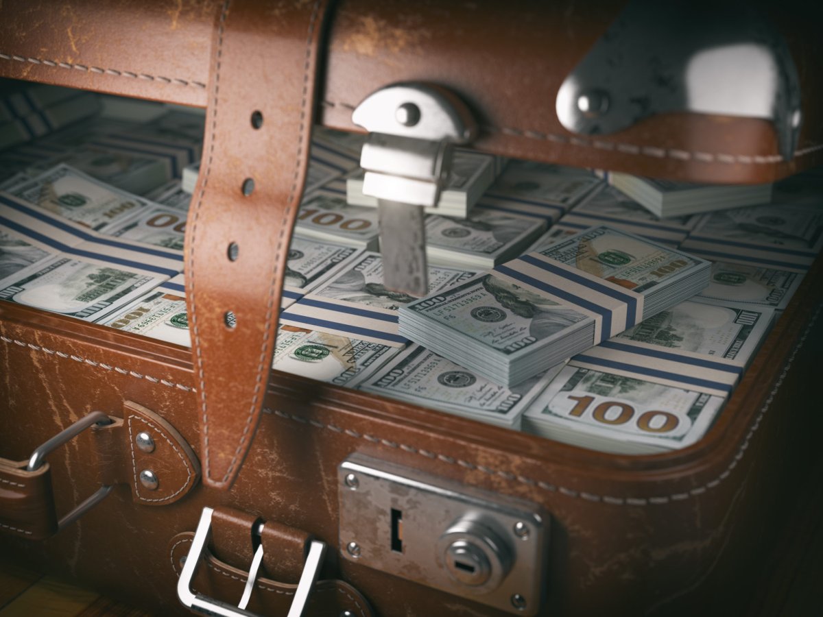 Миллион долларов в чемодане