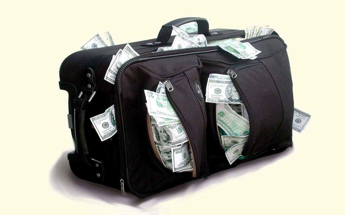 Чемодан с деньгами