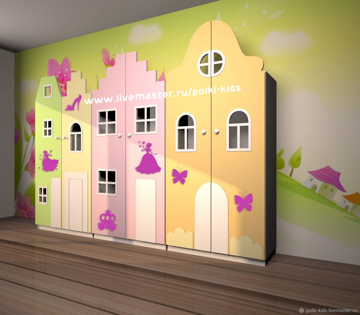 Старинный шифоньер