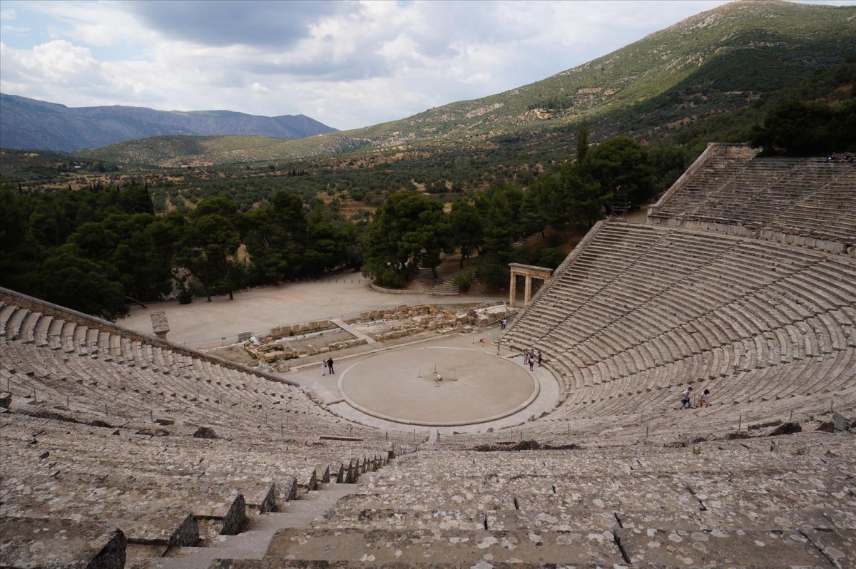 Театр Диониса в древней Греции